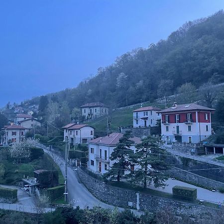 Laghi Di Como Appartamento Di Licinia E Mario Asso エクステリア 写真